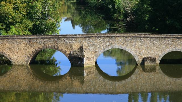 The Roman bridge at Beaumont-sur-Sarthe