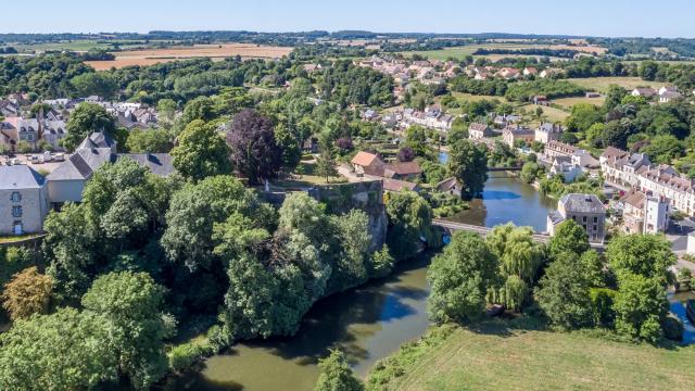 The Sarthe River at Fresnay-sur-Sarthe