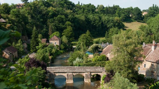 View of the Saint-Céneri-le-Gérei bridge from the church