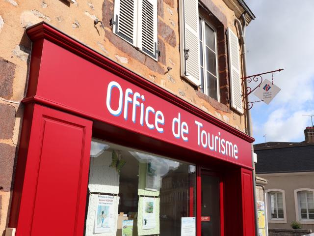 Facade of the Tourist Office in Fresnay-sur-Sarthe