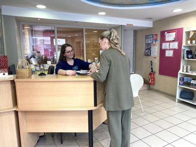 Accueil à l'Office de Tourisme de Fresnay-sur-Sarthe